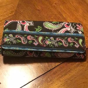 Super cute Vivary clutch wallet nwot